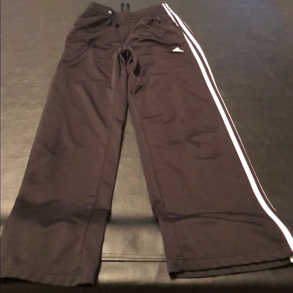 Adidas standard 3 line athletic pants.